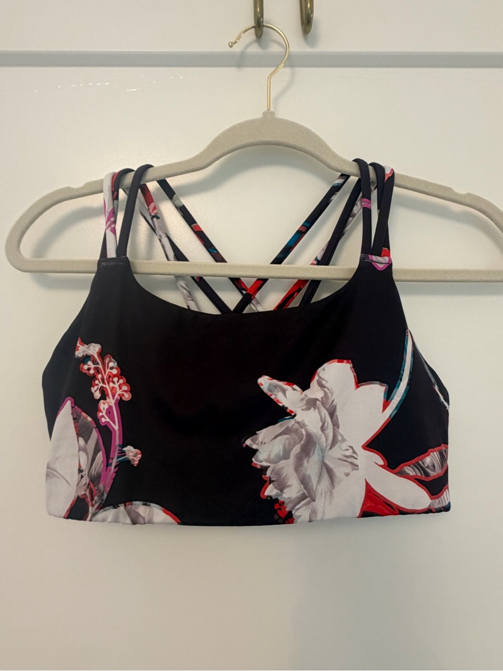 Athleta Floral Strappy Back Sports Bra | Medium